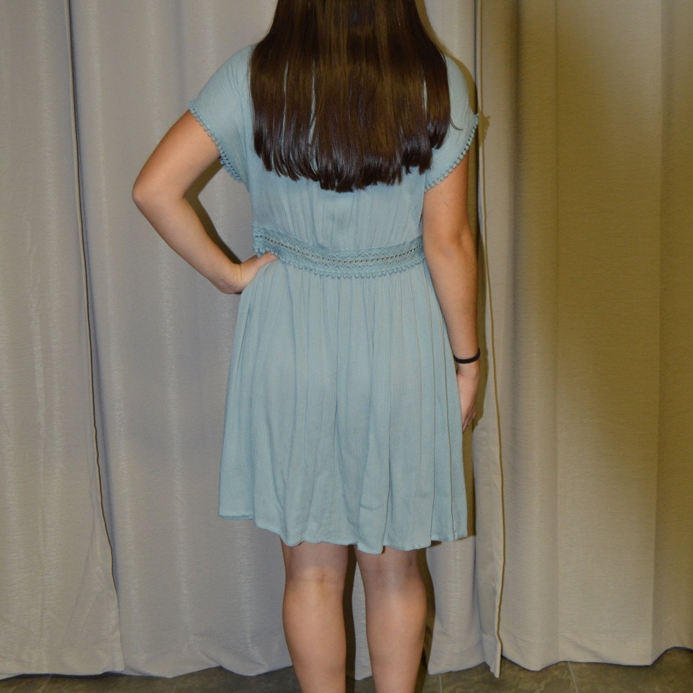 Short Sleeve V-Neck Dress